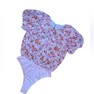 Pink Lily floral bodysuit - Medium